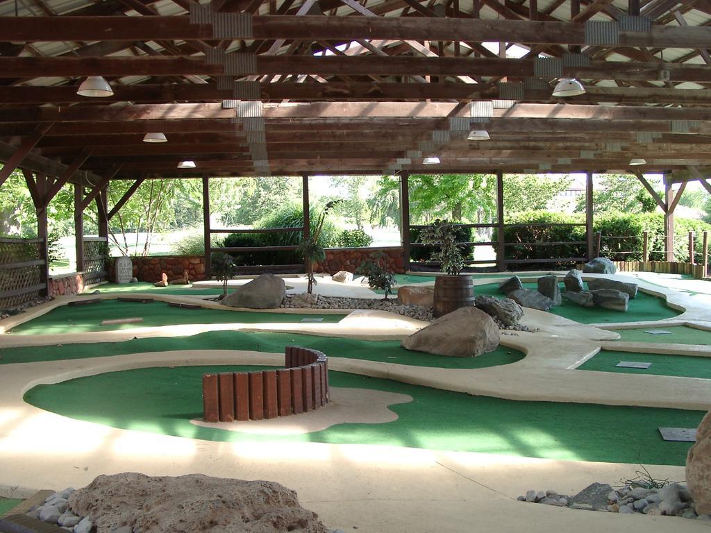 Circle M Camping Resort 16 Ft. Yurt 1 Lancaster Zewnętrze zdjęcie